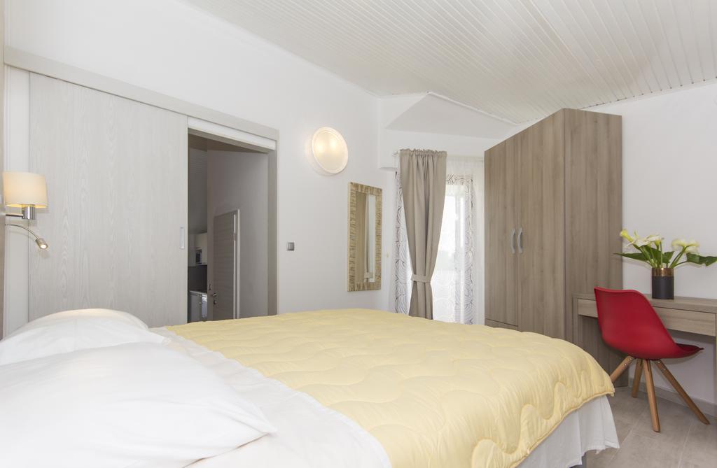 Alison Apartments Premantura Ngoại thất bức ảnh