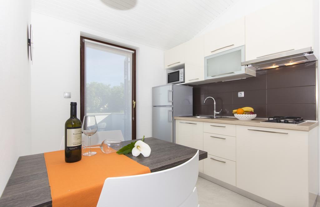Alison Apartments Premantura Ngoại thất bức ảnh