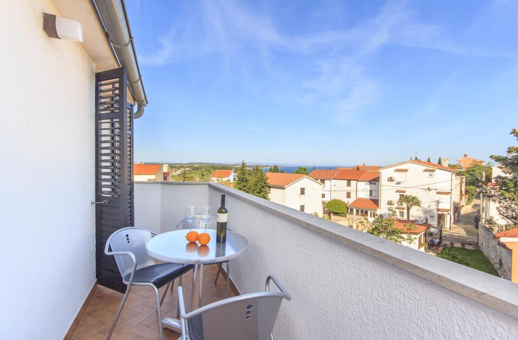 Alison Apartments Premantura Ngoại thất bức ảnh